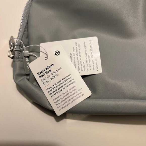 Lululemon Everywhere Belt Bag *Extended Strap - Picture 4 of 6